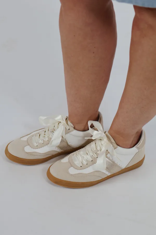 Lace Up Everyday Casual Sneakers