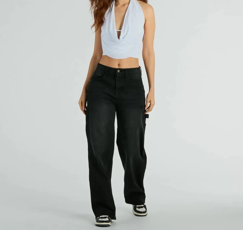Halter Sleeveless Cropped Top