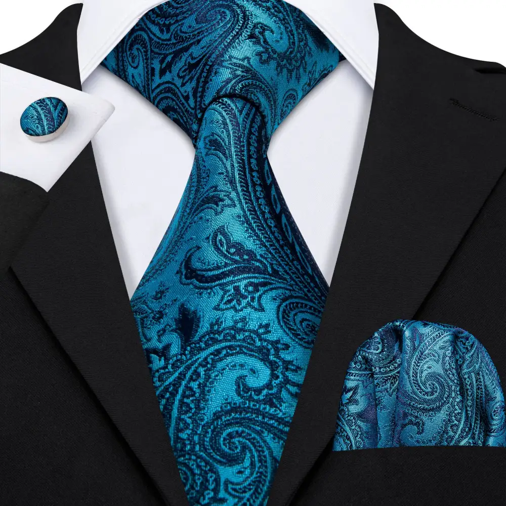Classic Paisley Necktie Set