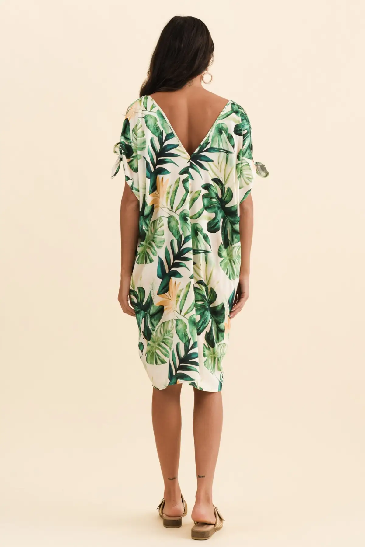 Above-Knee Floral Rayon Cold-Shoulder V-Neck Short-Sleeve Draped Kaftan
