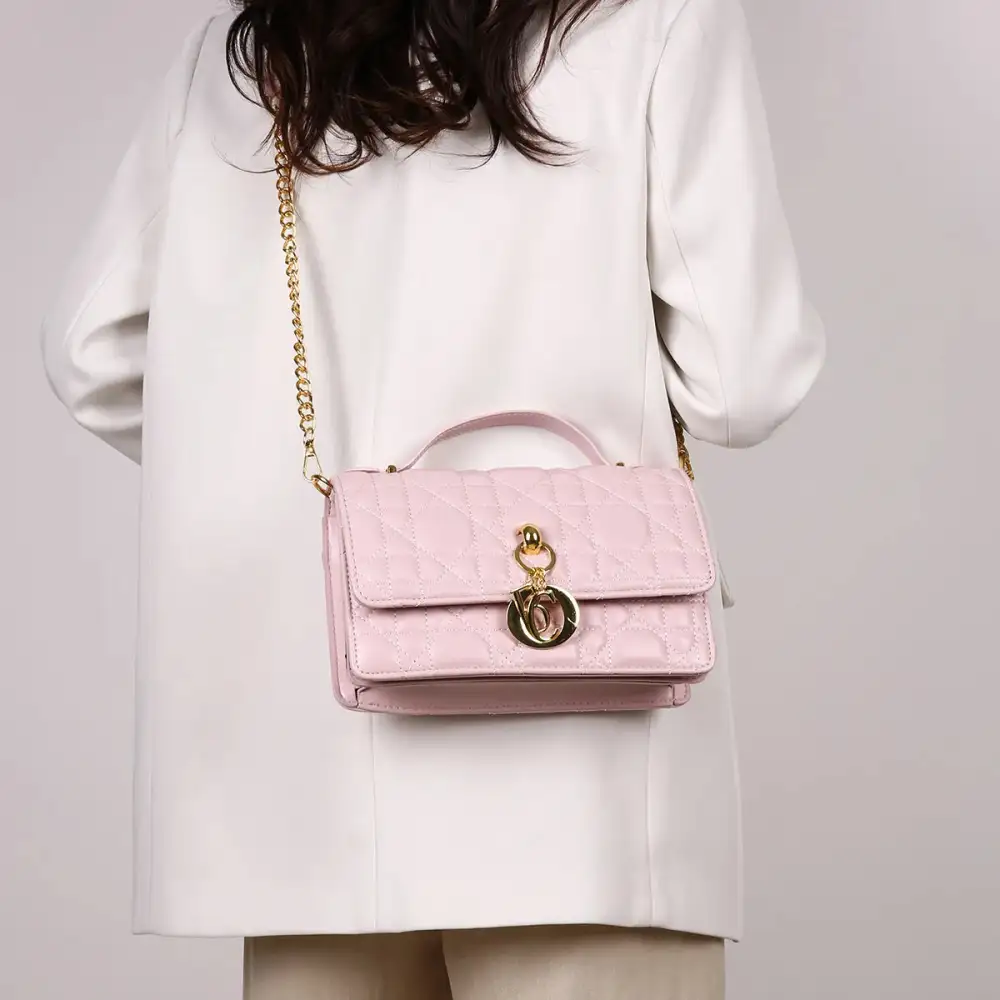 Chic Quilted Black Chain Flap Bag