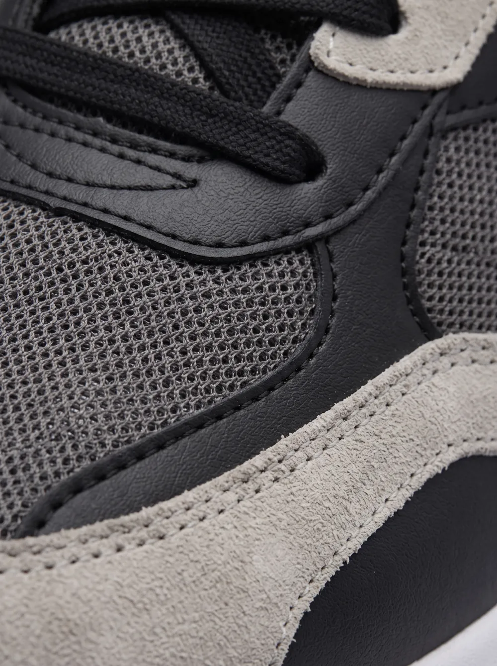 Men's Casual Sneaker Pattern