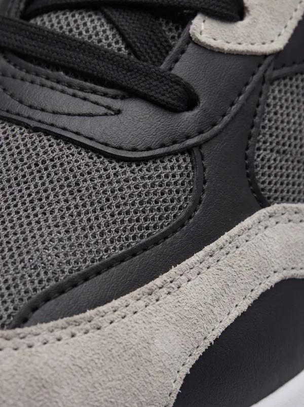 Men's Casual Sneaker Pattern