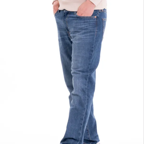 Slim Everyday Jeans