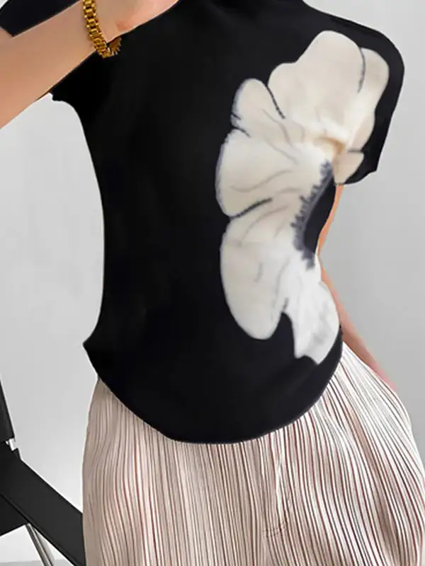 Short Sleeve Slim Fit Floral Print High Neck T-Shirt