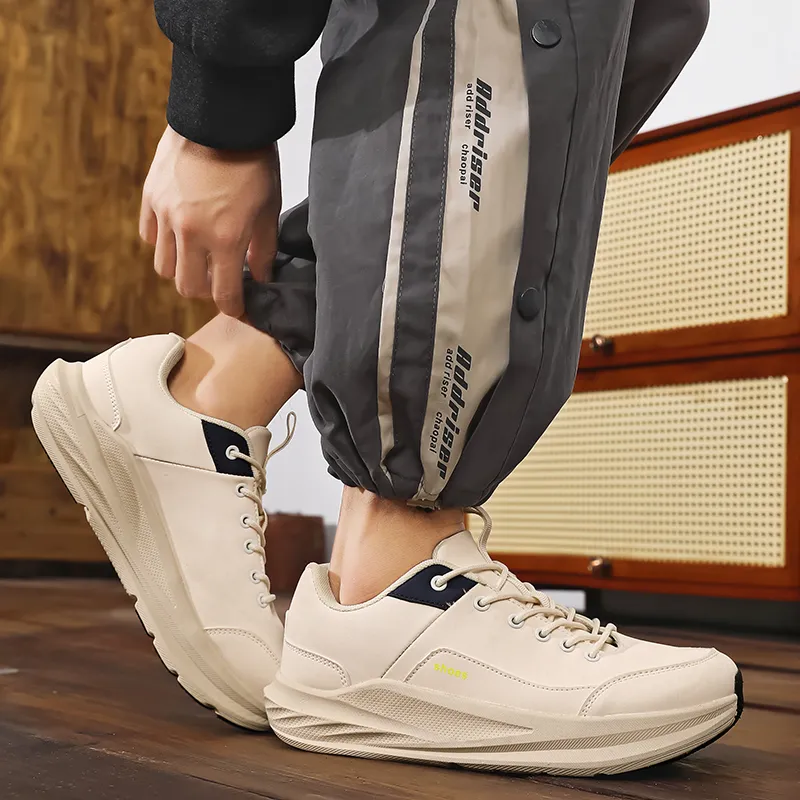 Men's Grip Sole Walking Shoes
