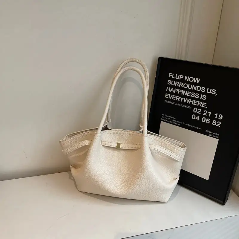 Elegant Carry: Genuine Leather Large-Capacity Tote Bag