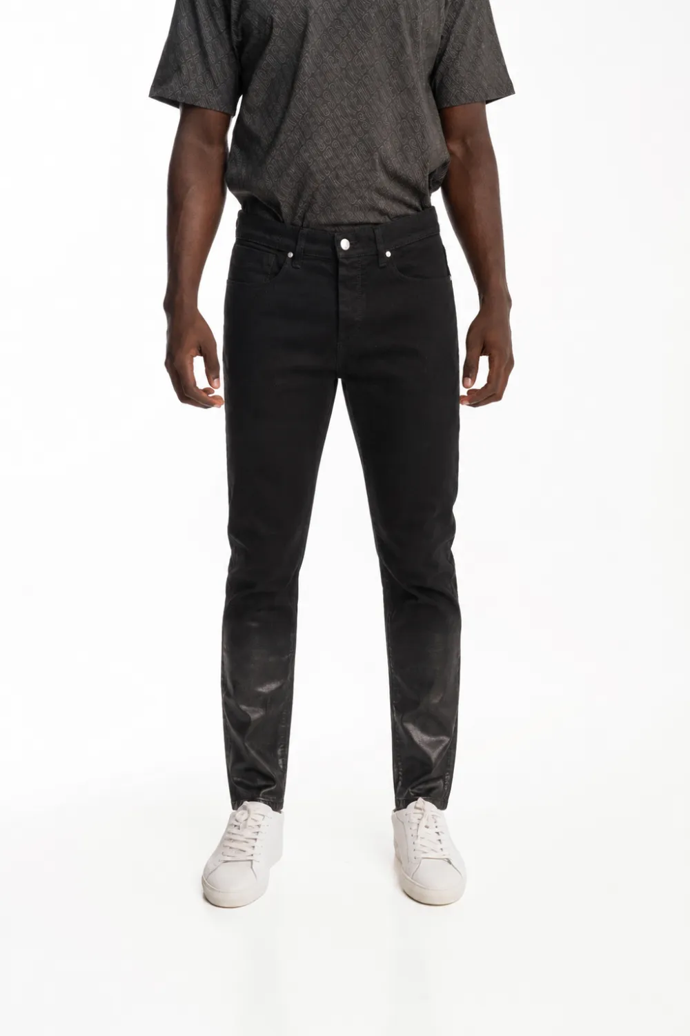 Tapered Classic Jeans