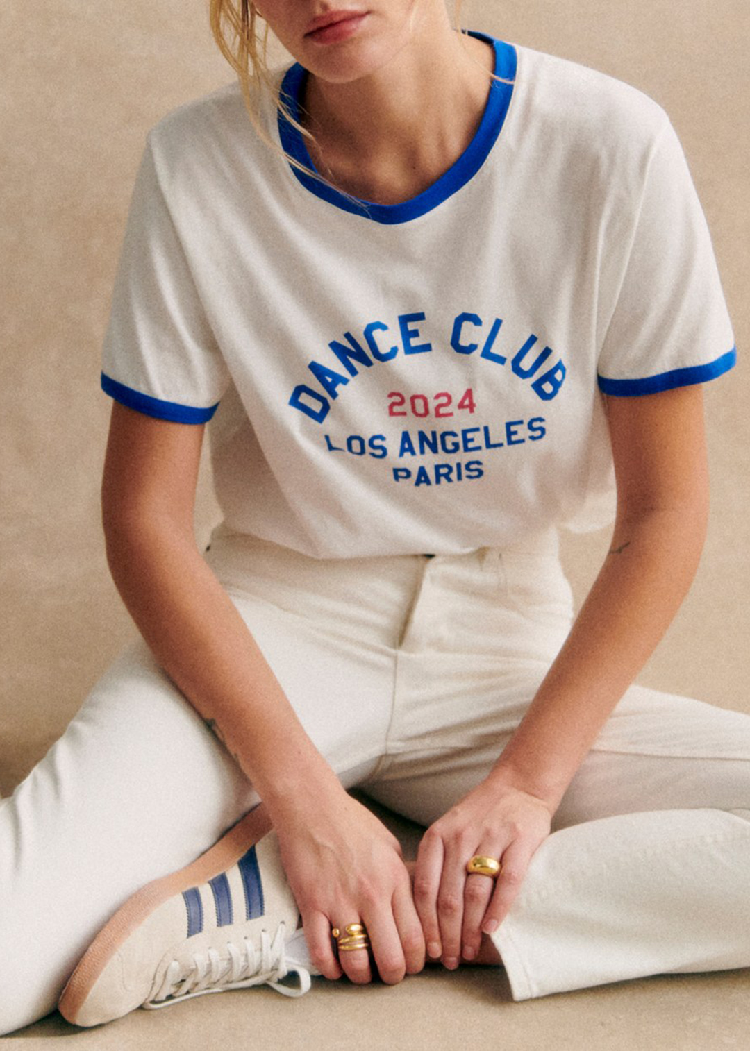 Multi-Pocket Mid Waist Jeans