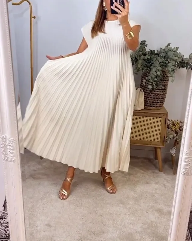 Timeless And Comfortable Dress