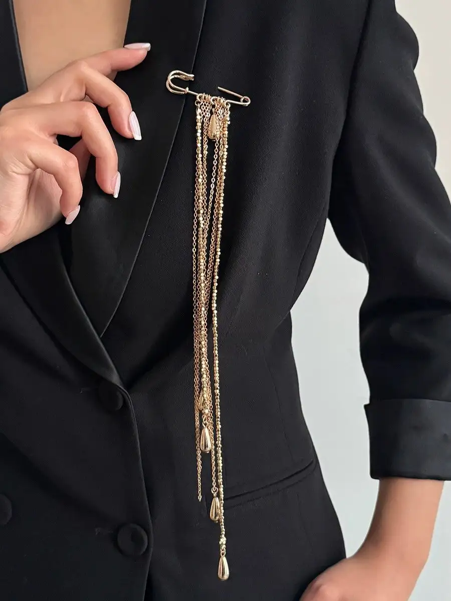 Tasseled Water Drop Brooch