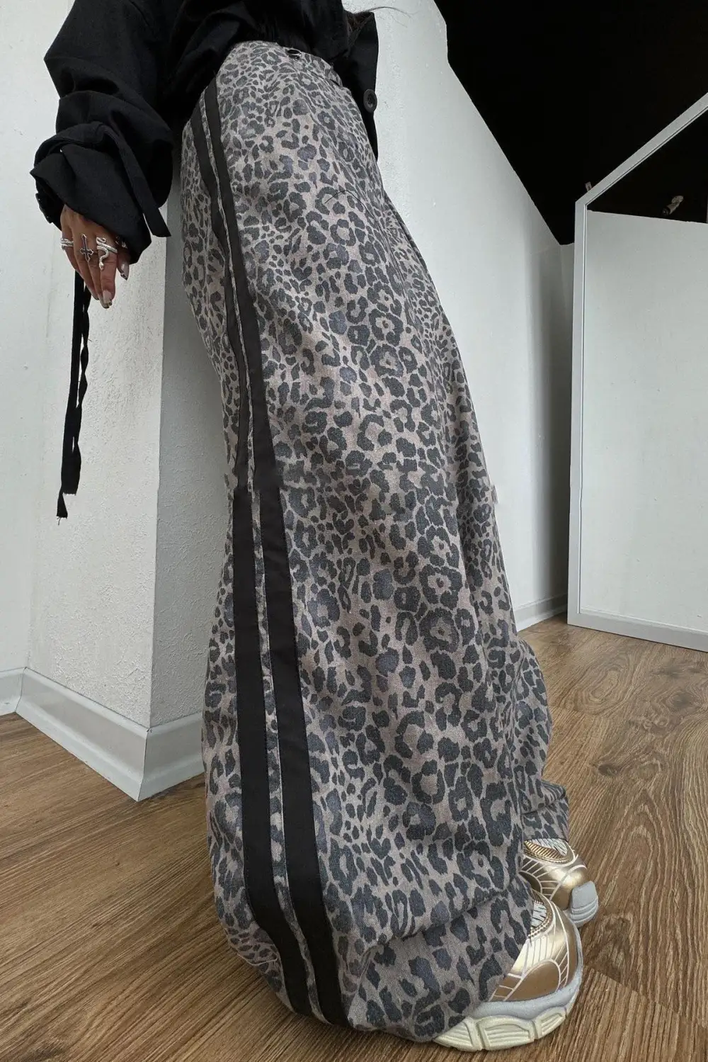 Leopard-Print High-Waist Wide-Leg Pants