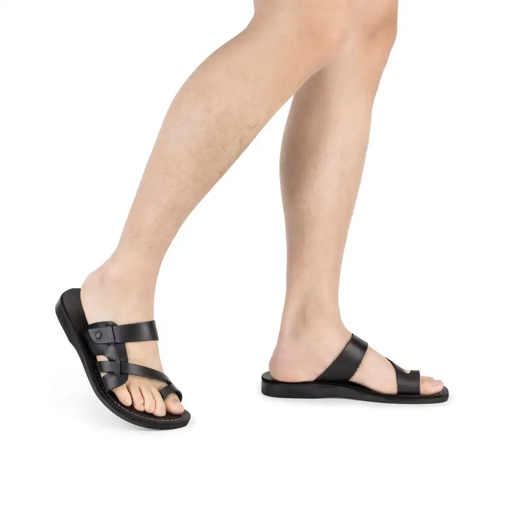 Refined Leather Toe Loop Sandals