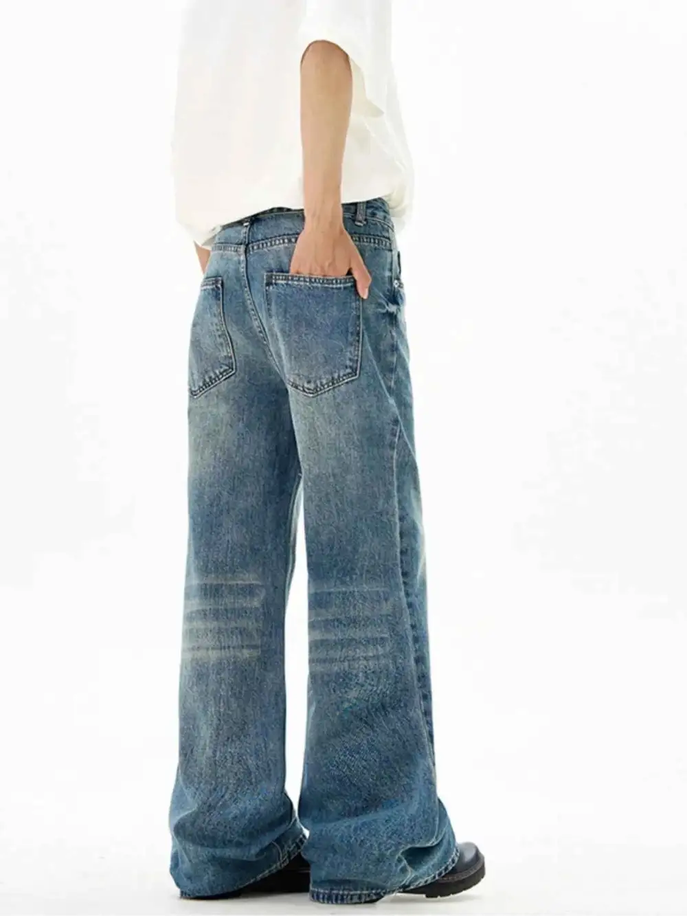 Everyday Wide Leg Jeans