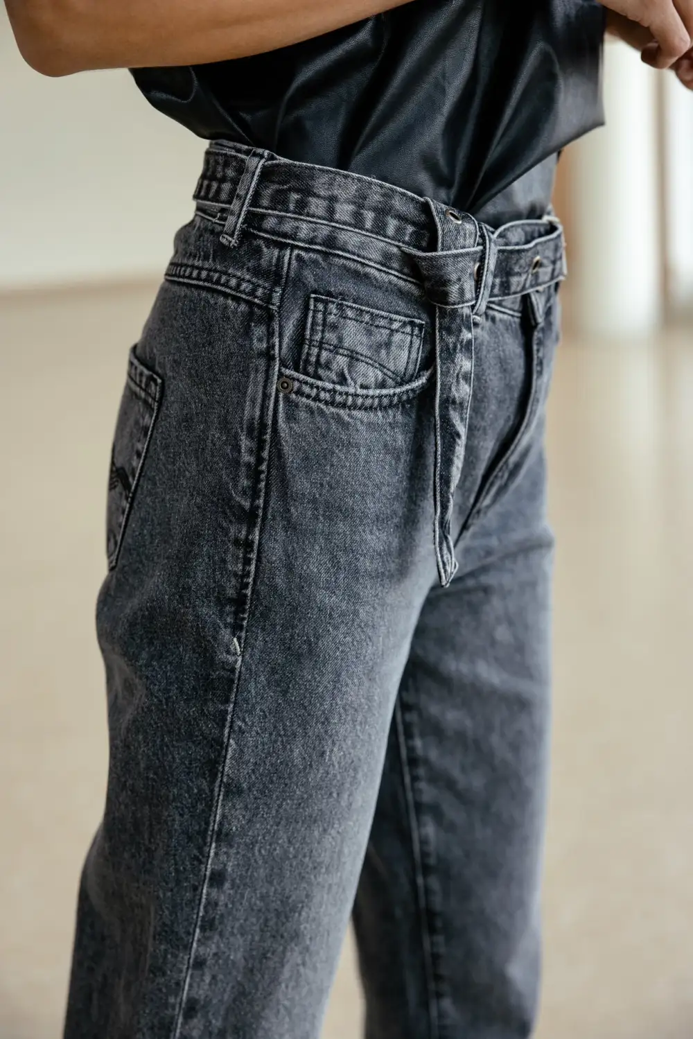 Women's Contemporary Timeless Denim Jeans