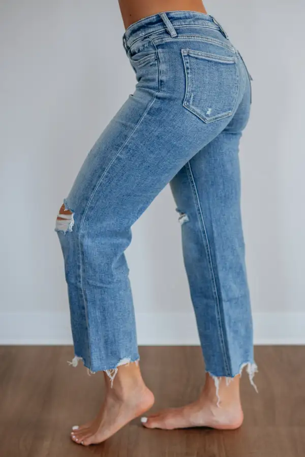 Women's Mid Rise Flared Leg Cropped Jeans