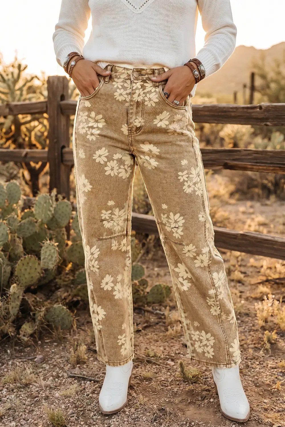 Women's Floral Print Metal Button Pleated Straight Leg Jeans