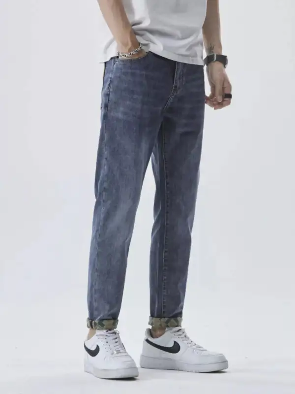 Straight Fit Jeans