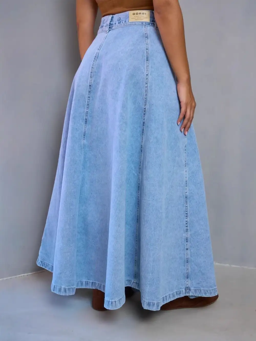 High-Waisted Skirt Maxi
