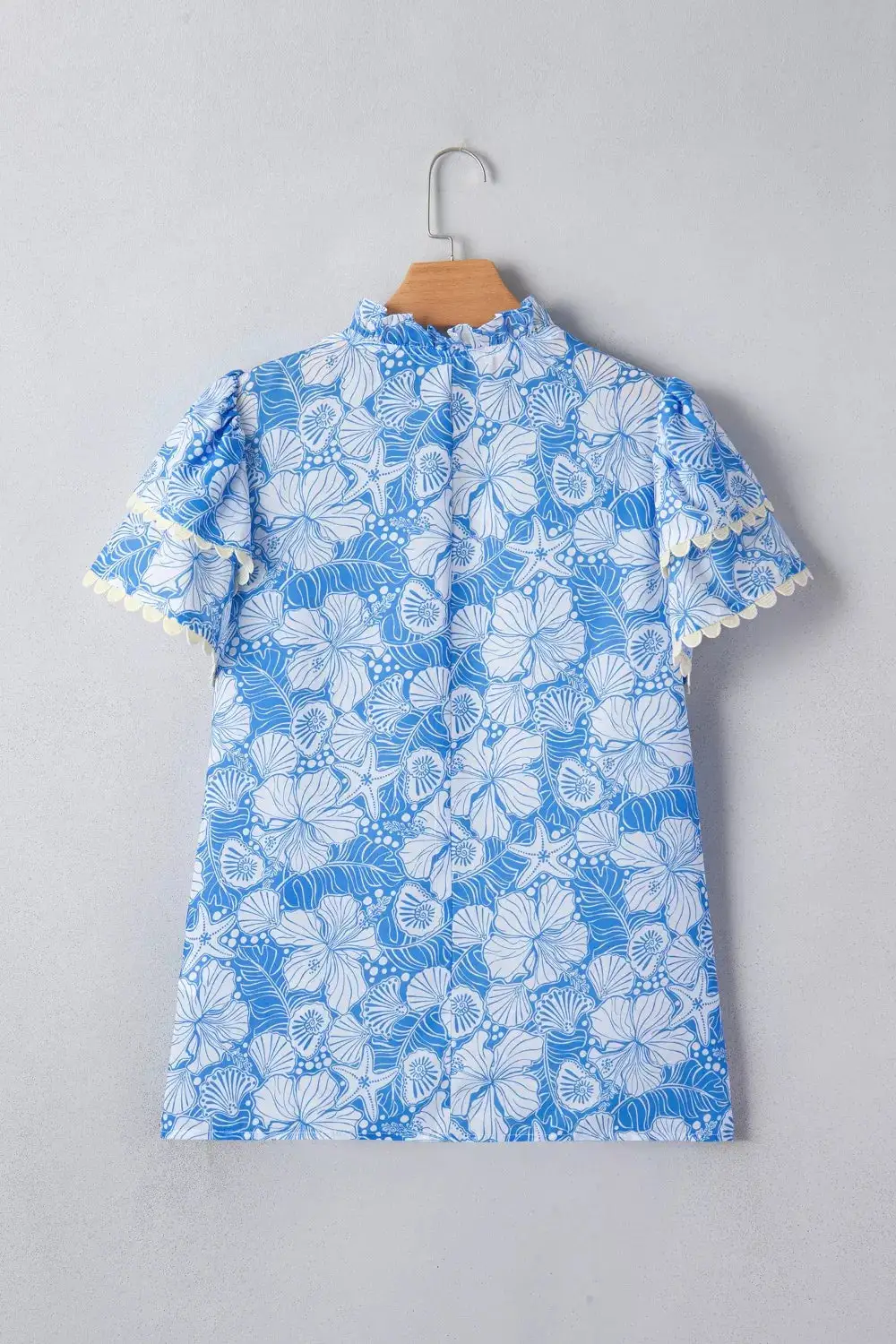Floral Print Scalloped Trim V-Neck Short Sleeve Blouse