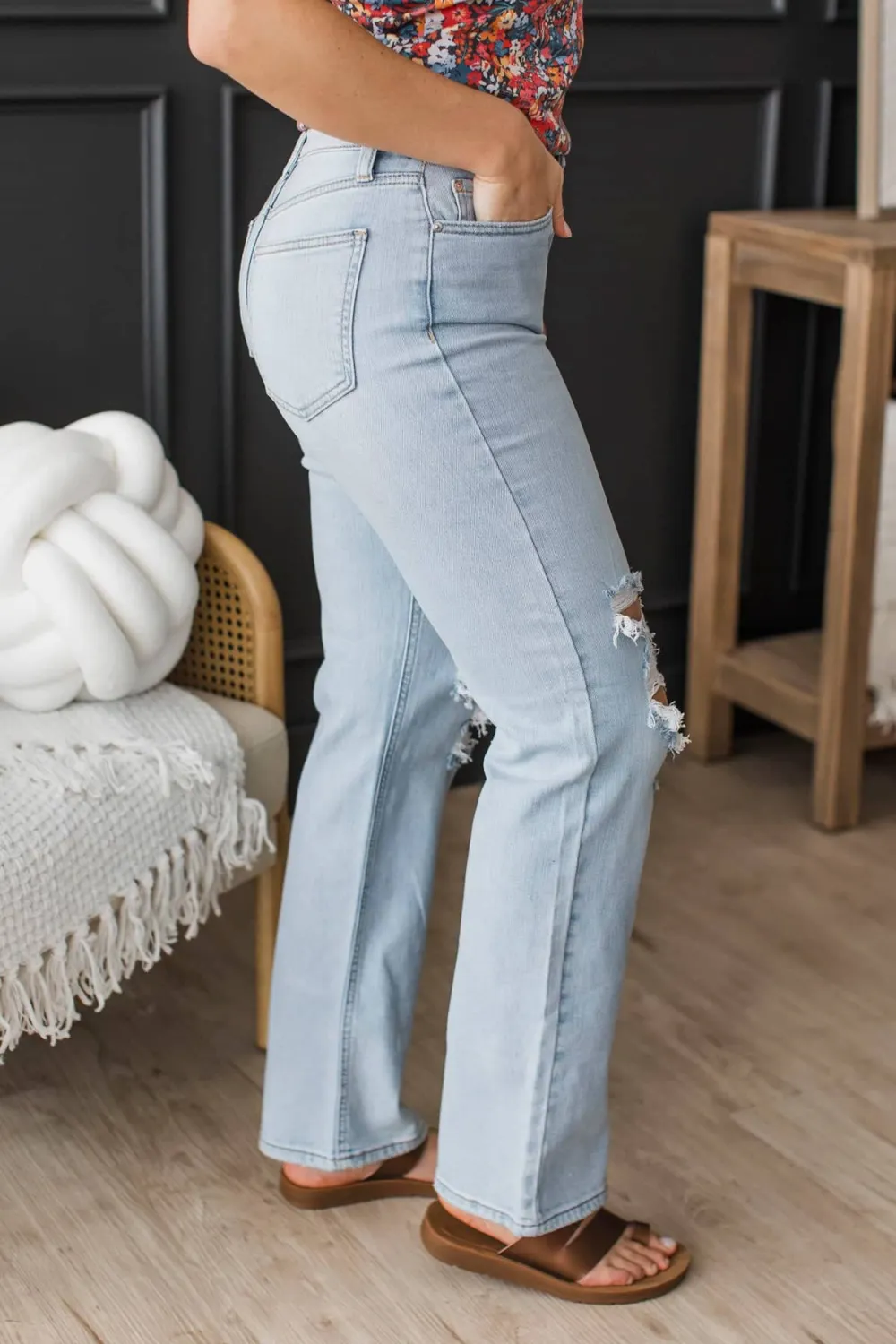 High-Rise Relaxed Dad Distressed Jeans