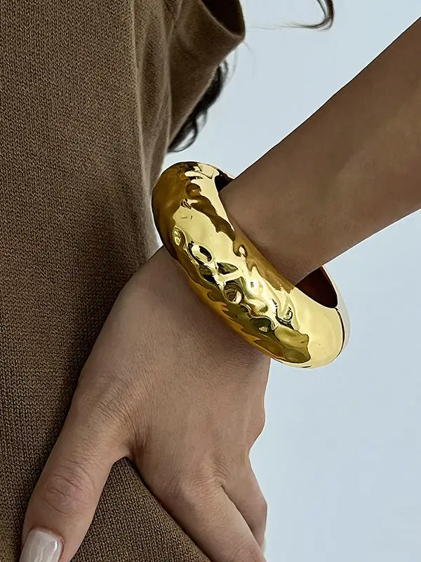 Sculptural Geometric Alloy Vintage Bracelet