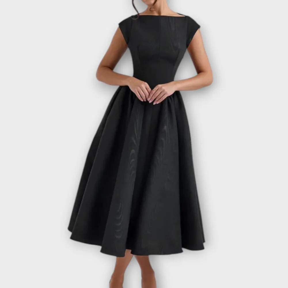 Relaxed Flowing Everyday Midi Dress