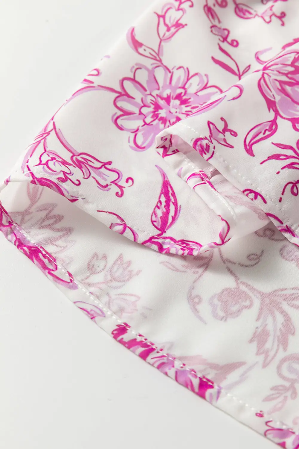 Relaxed Floral Ruffled V-Neck Blouse