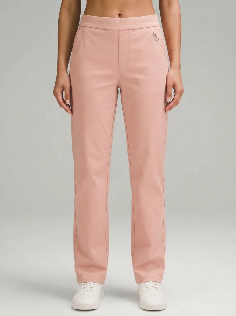 Women's Classic Weekend Leaf Printed Mid Rise Straight Leg Pants