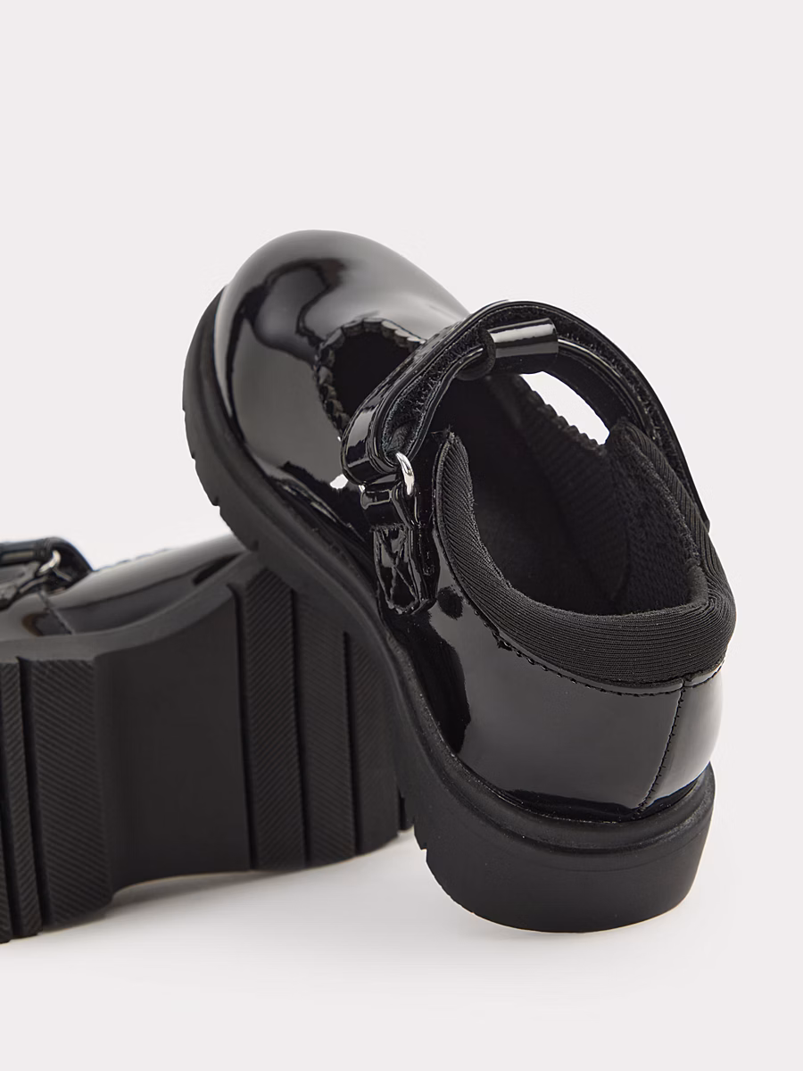 Black Patent Scallop T-Bar School Shoes detail 2