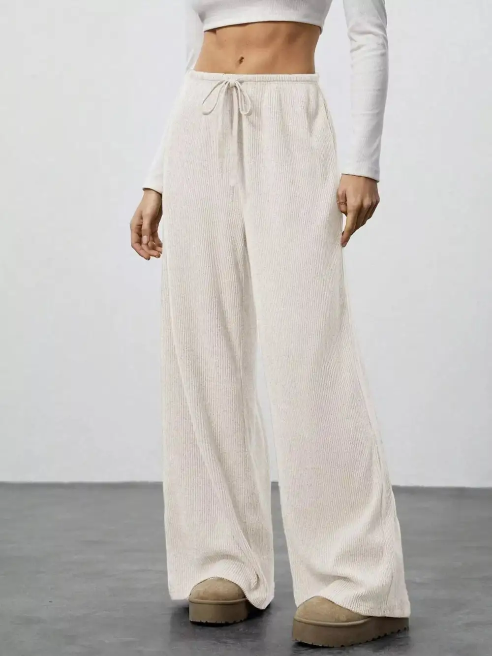 Relaxed Fit Drawstring Pocketed Everyday Pants