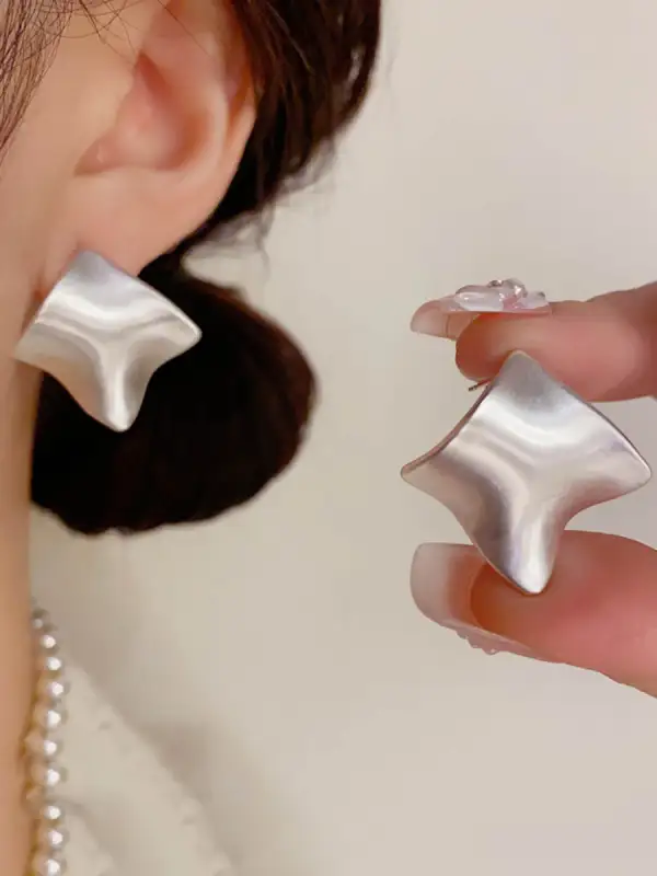 Graceful Everyday Accent Earrings