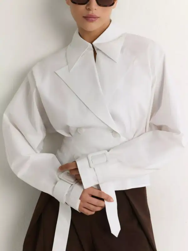 Double-Breasted Cropped Blazer