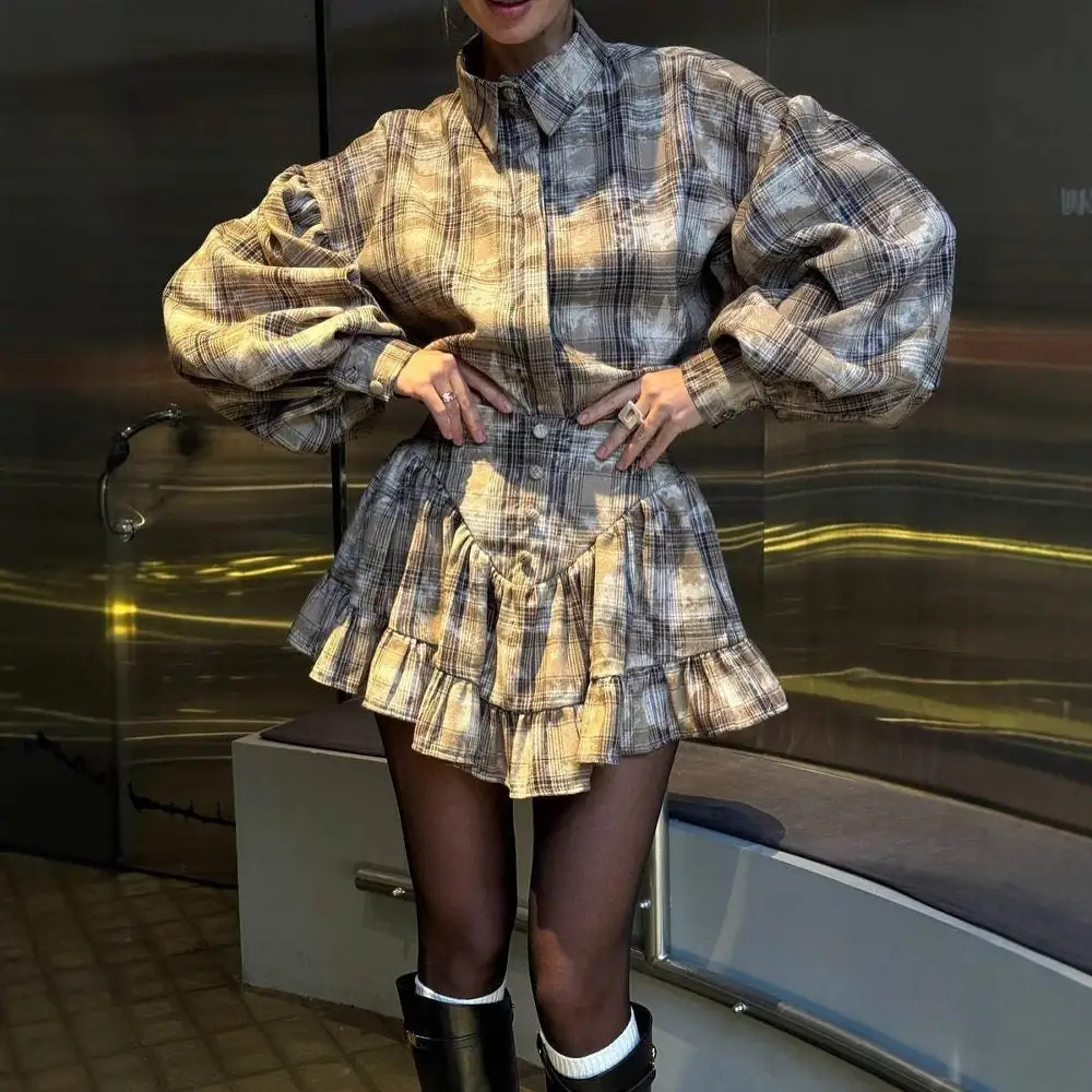 Flowing Lantern Sleeve Blouse And Flounce Skirt Set