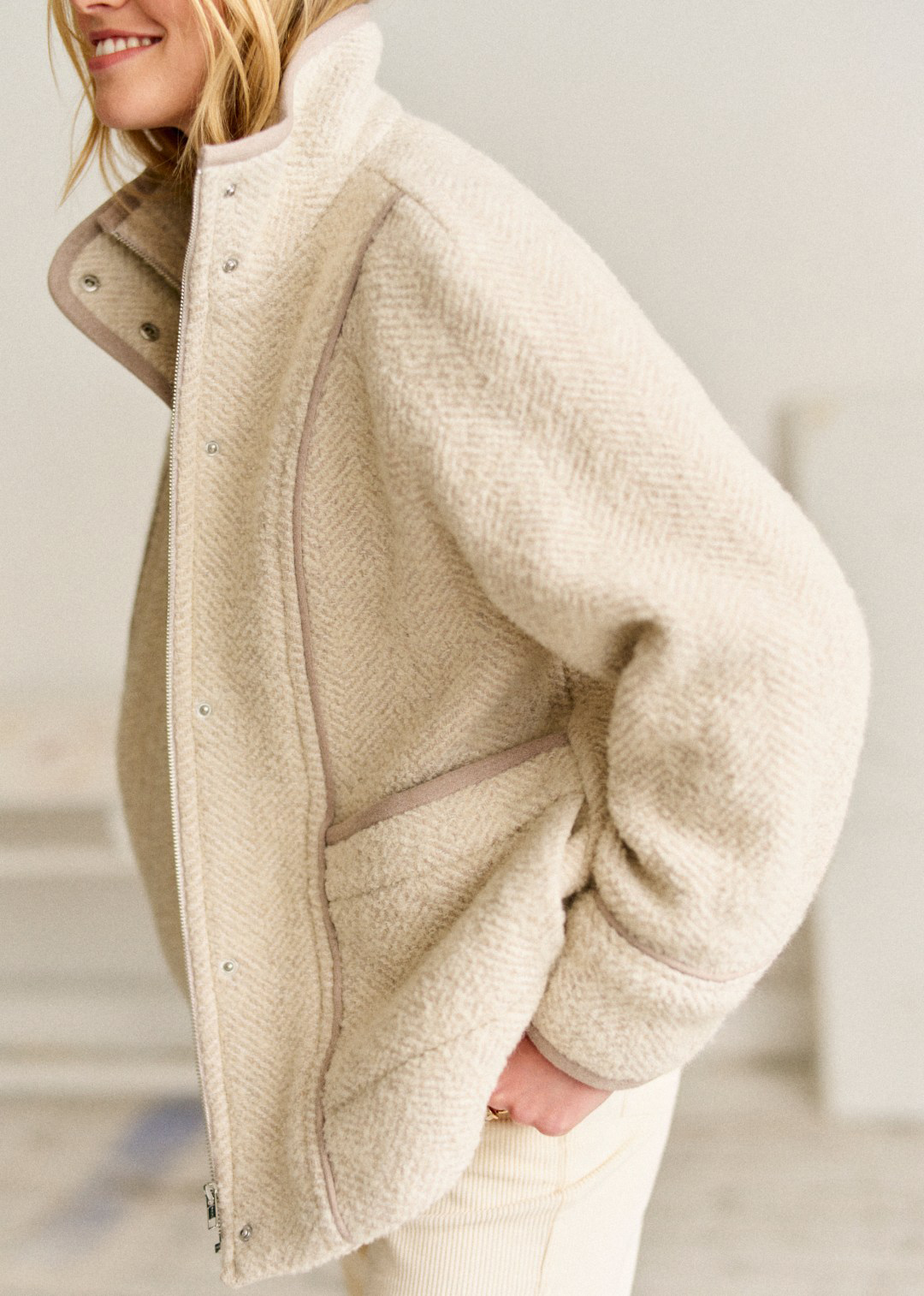 Heavy Wool Mid-Length Coat