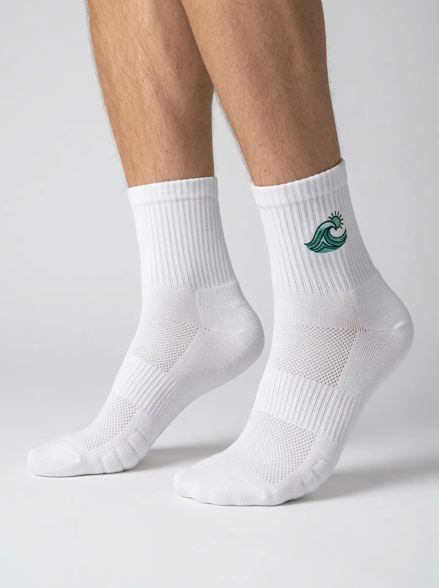 White Summit Ocean Wave Graphic Training Ankle Socks