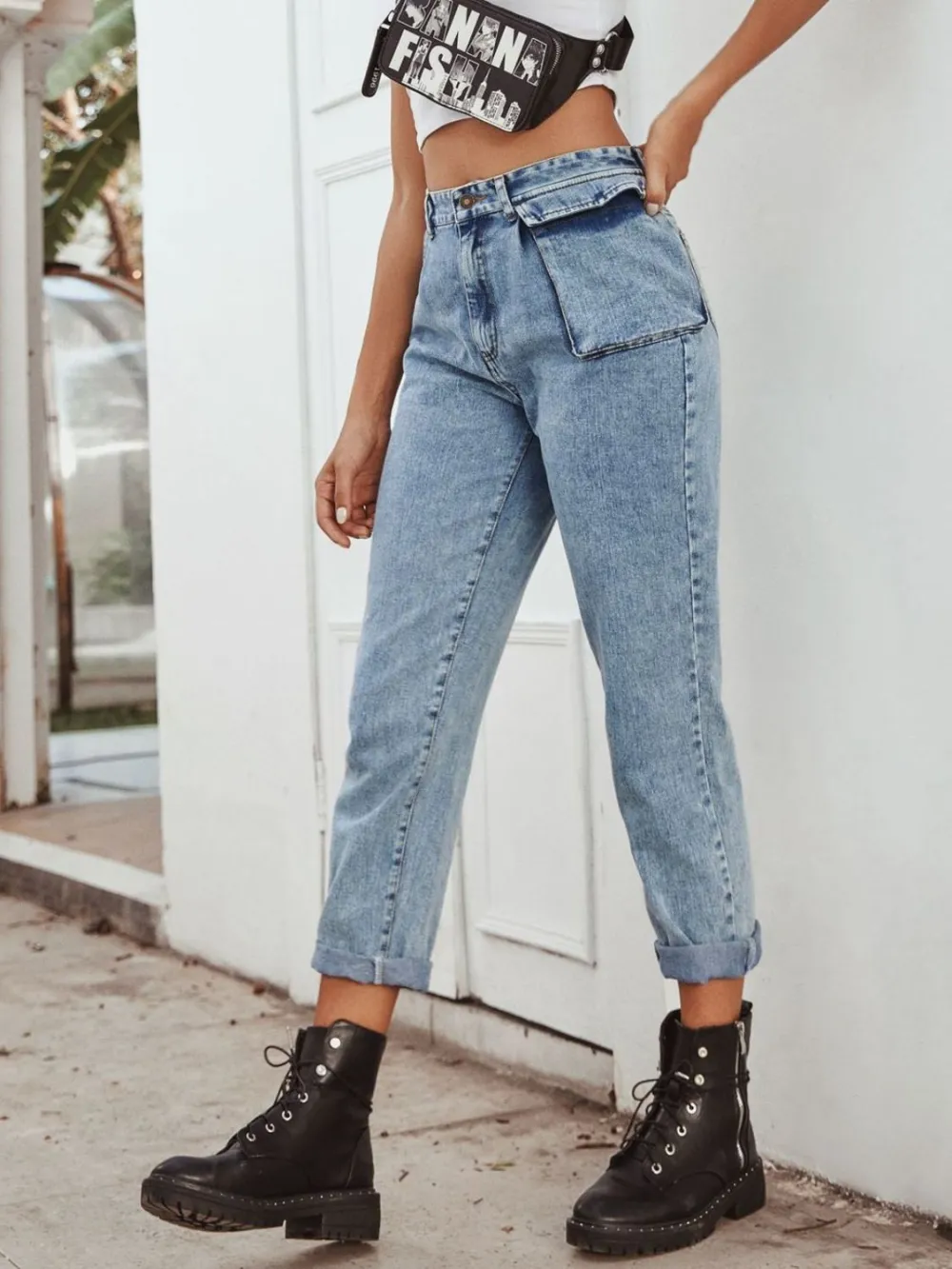 Tailored High-Waist Washed Pocketed Stretch Straight Leg Jeans