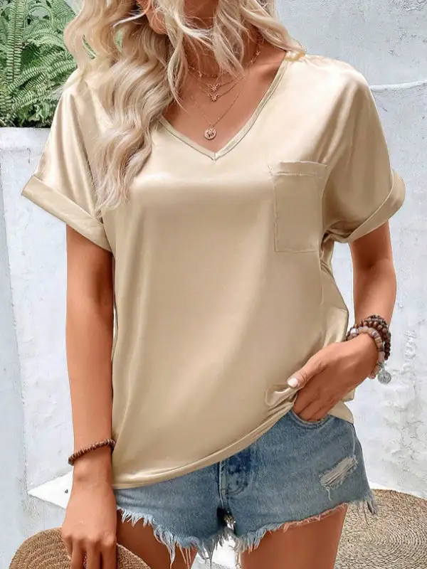 Relaxed Short Sleeve Pocket Detail V-Neck T-Shirt