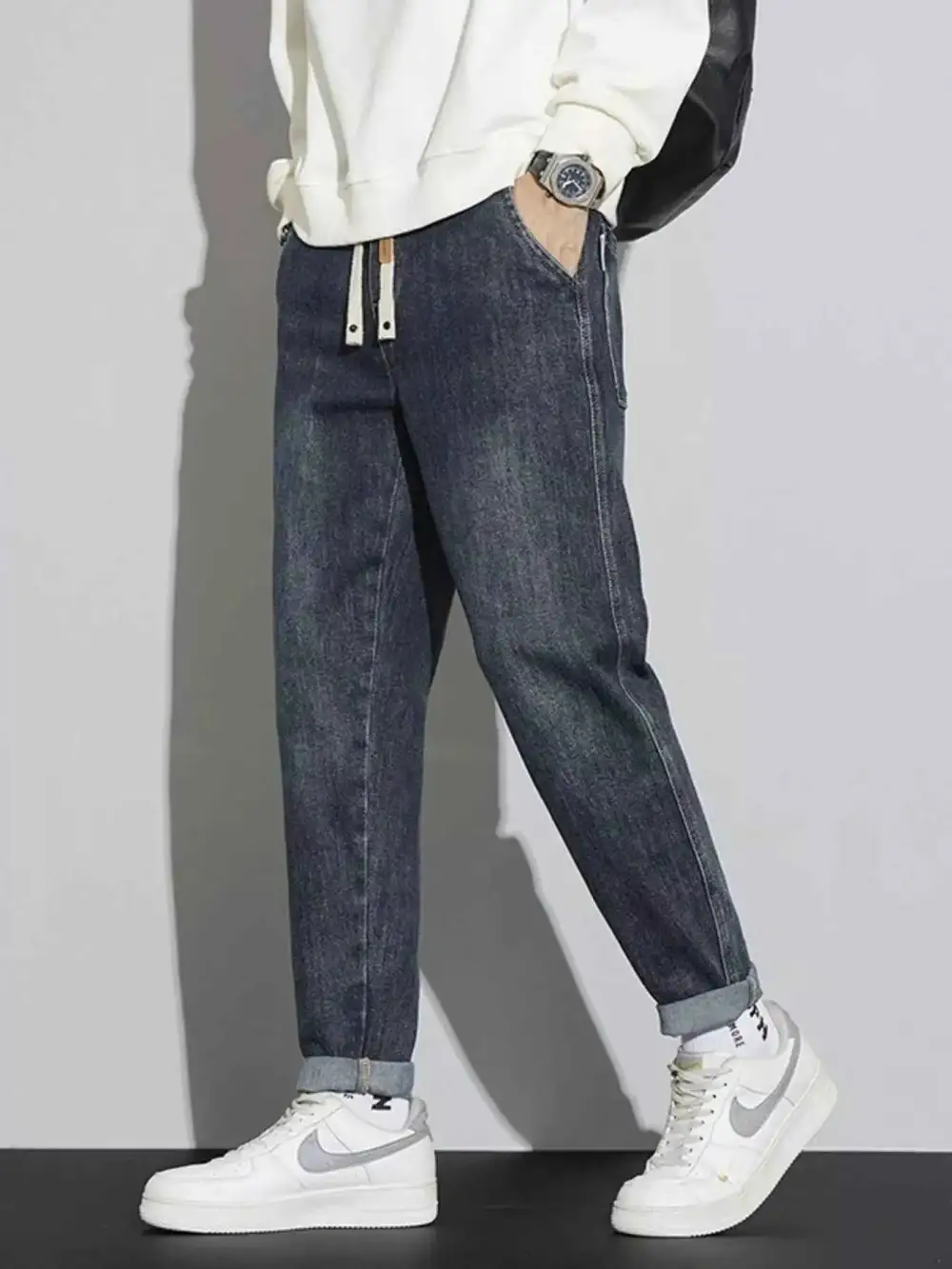Washed Relaxed Fit Cuffed Jeans