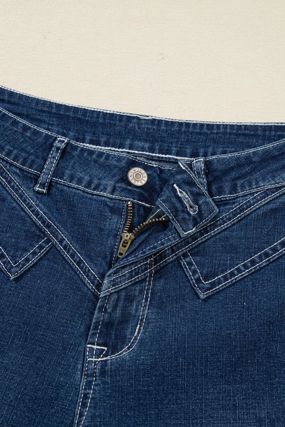 Cuffed Hem Pocketed Casual Jeans