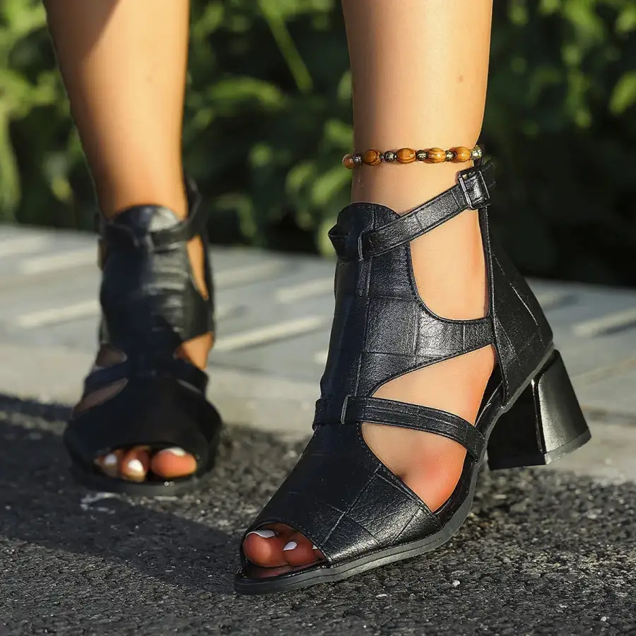 Refined Buckle Block Heels Sandals