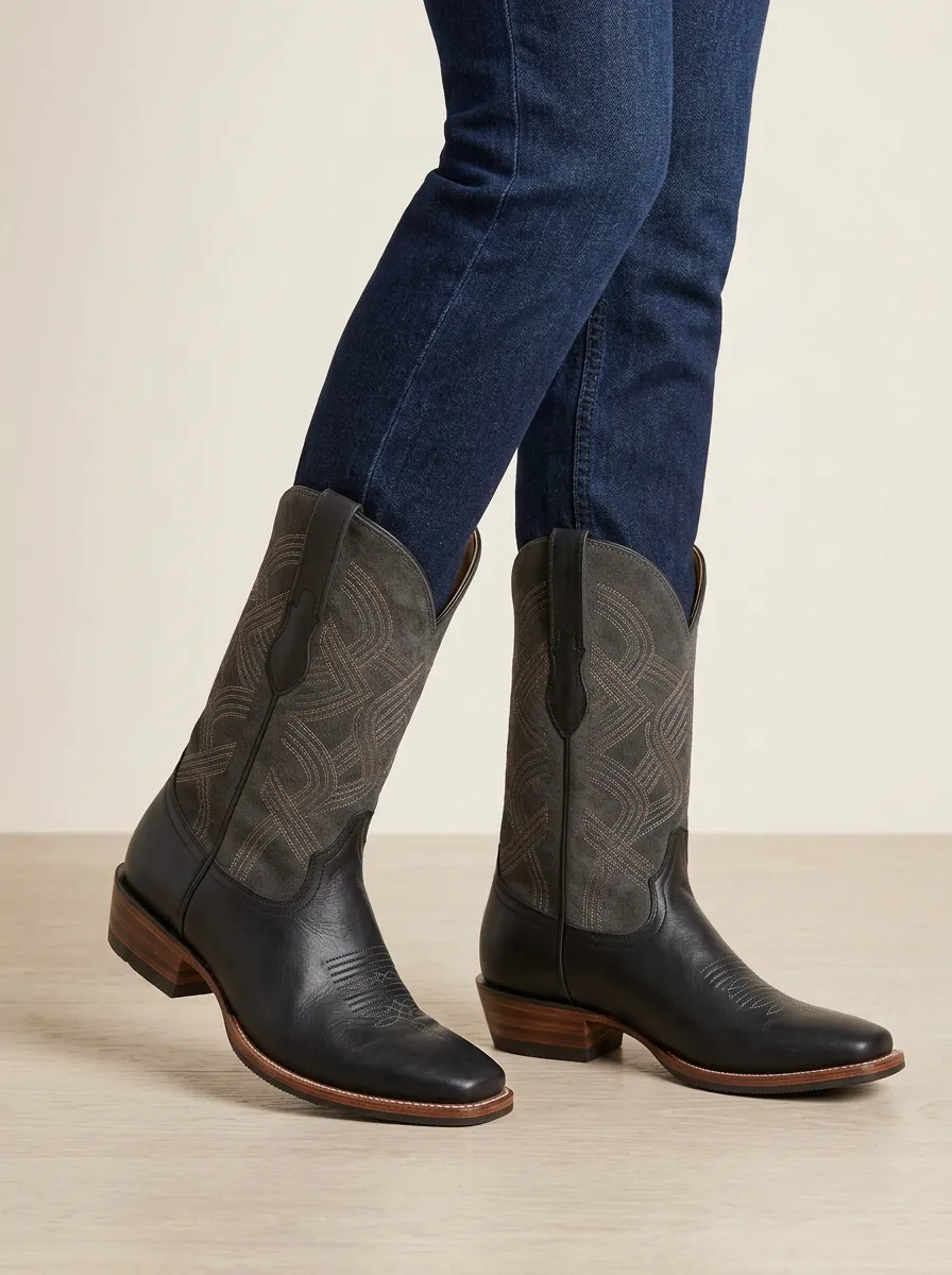 Men’s Classic Cowboy Style Embroidered Boots