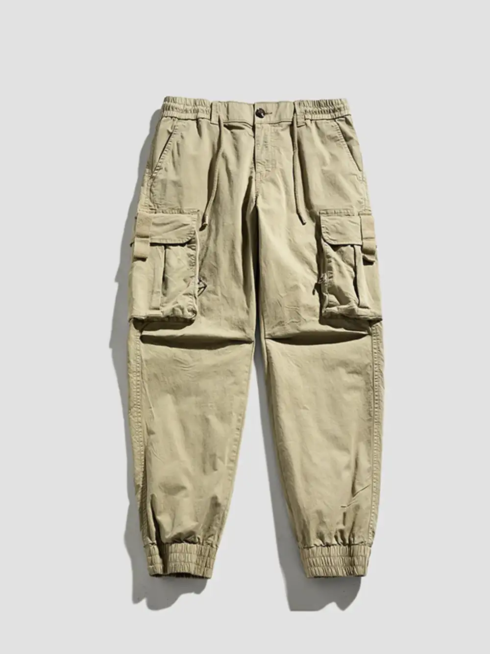Refined Men's Cargo Pants with Multiple Pockets