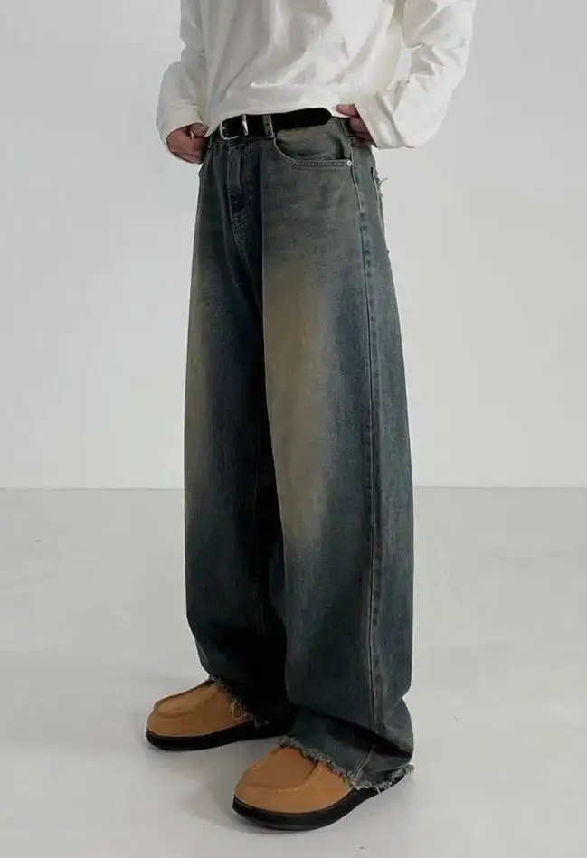 Thigh Faded Loose Fit Jeans