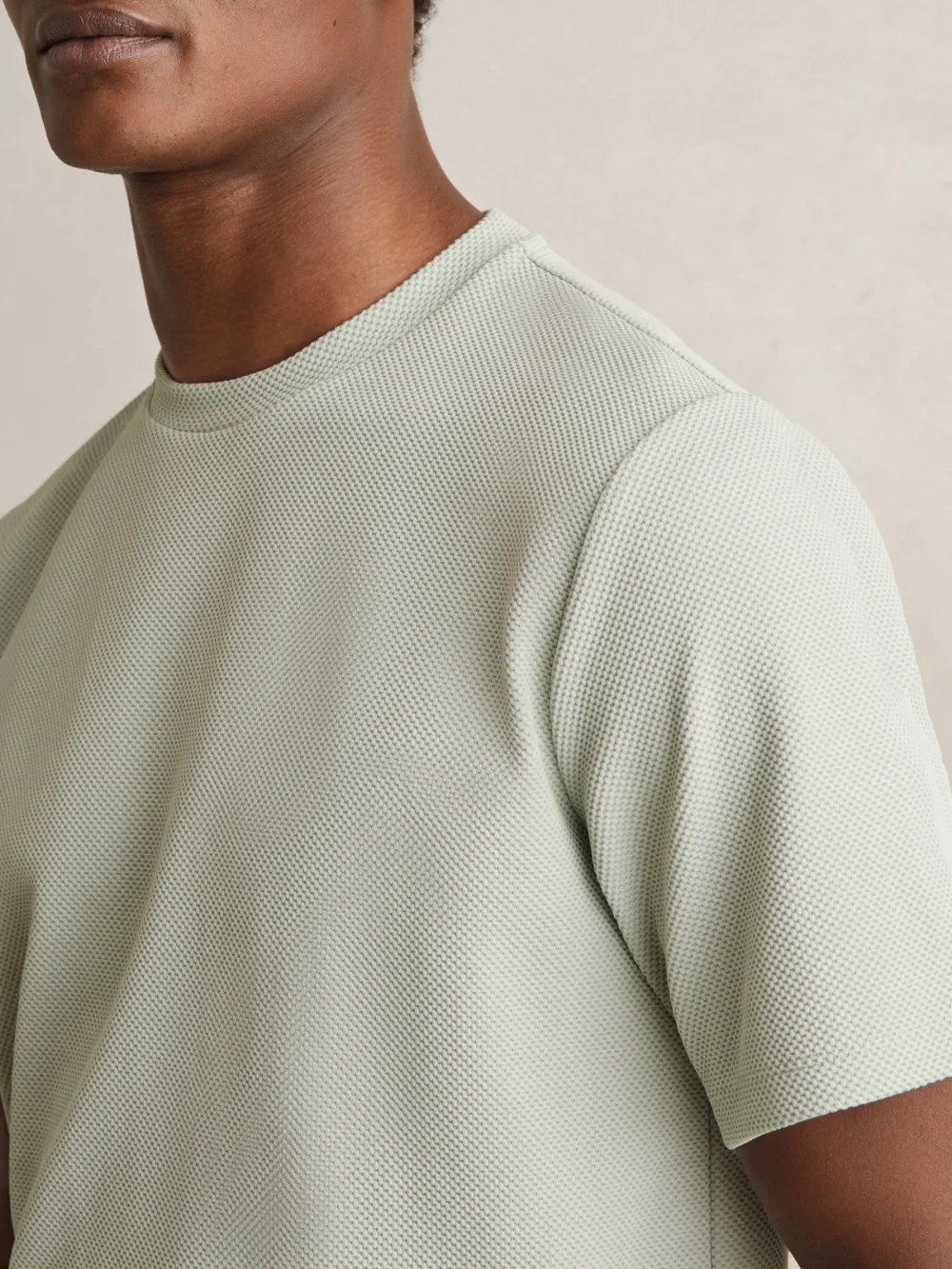 Men's Elastic Textured Short Sleeves