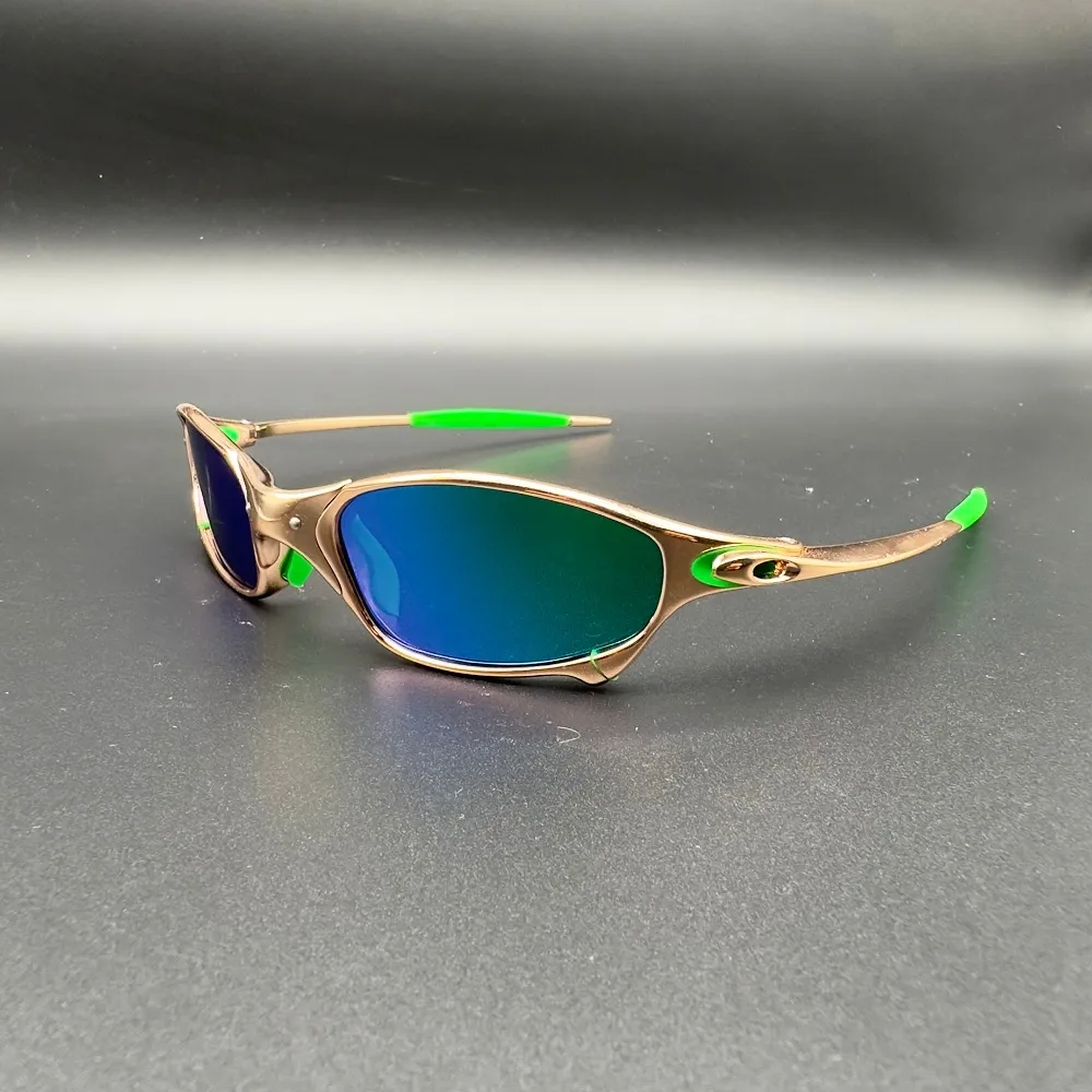 Lightweight Polarized Sunglasses