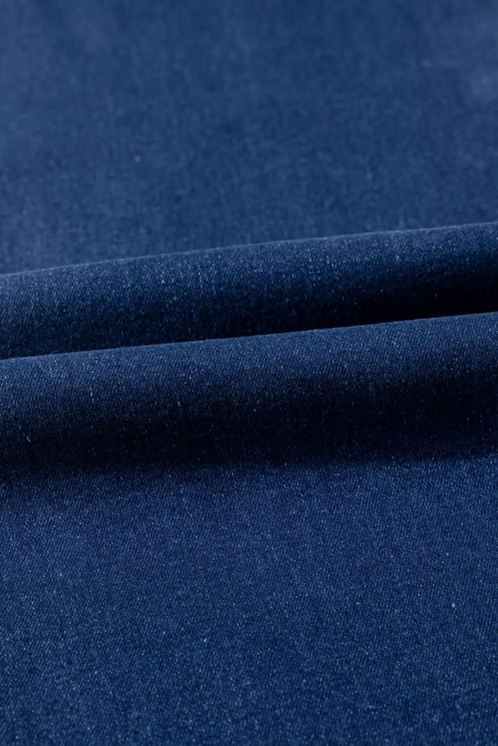 Smooth Pleated Denim Jeans