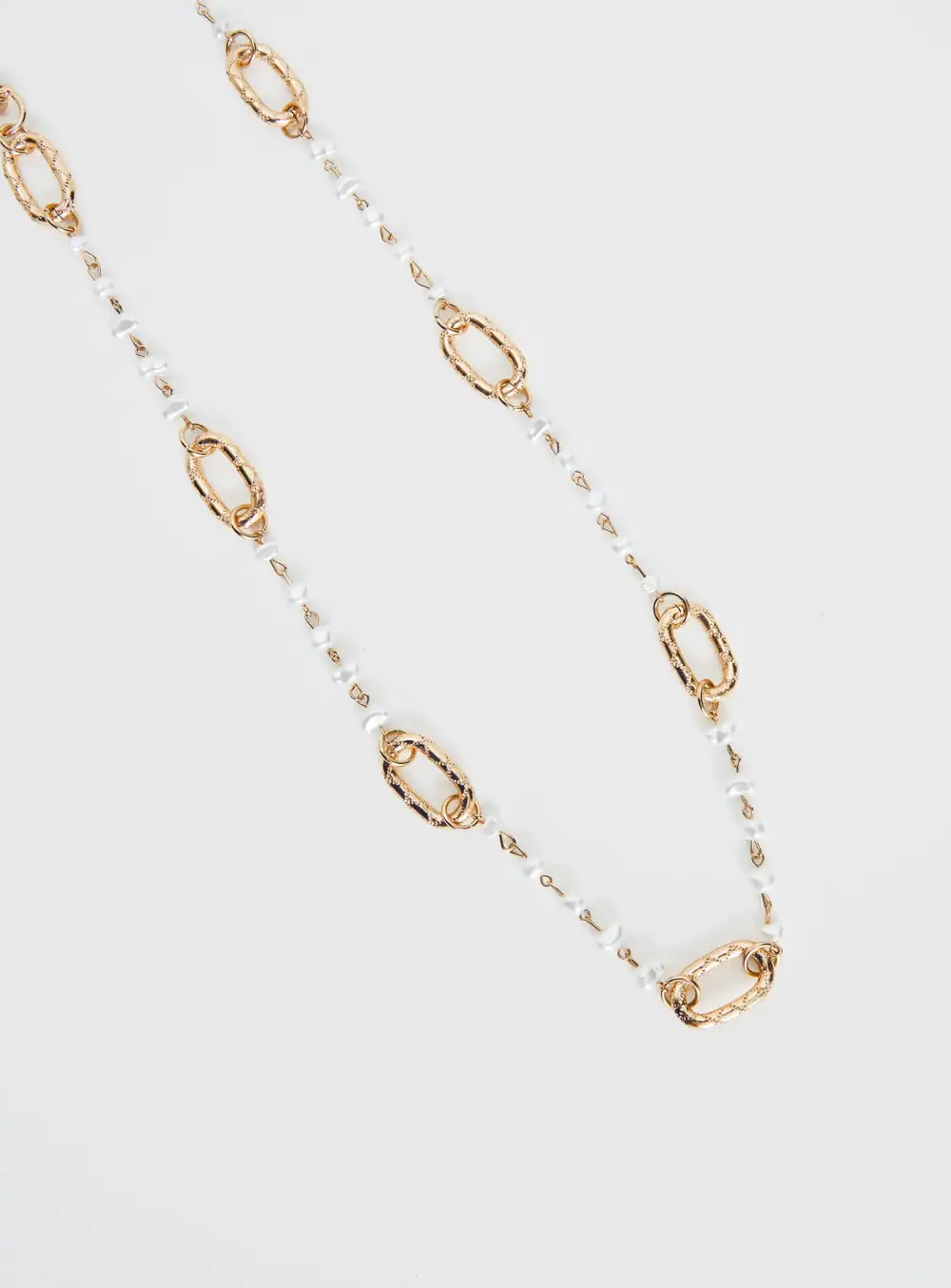 Chic Chain Belt