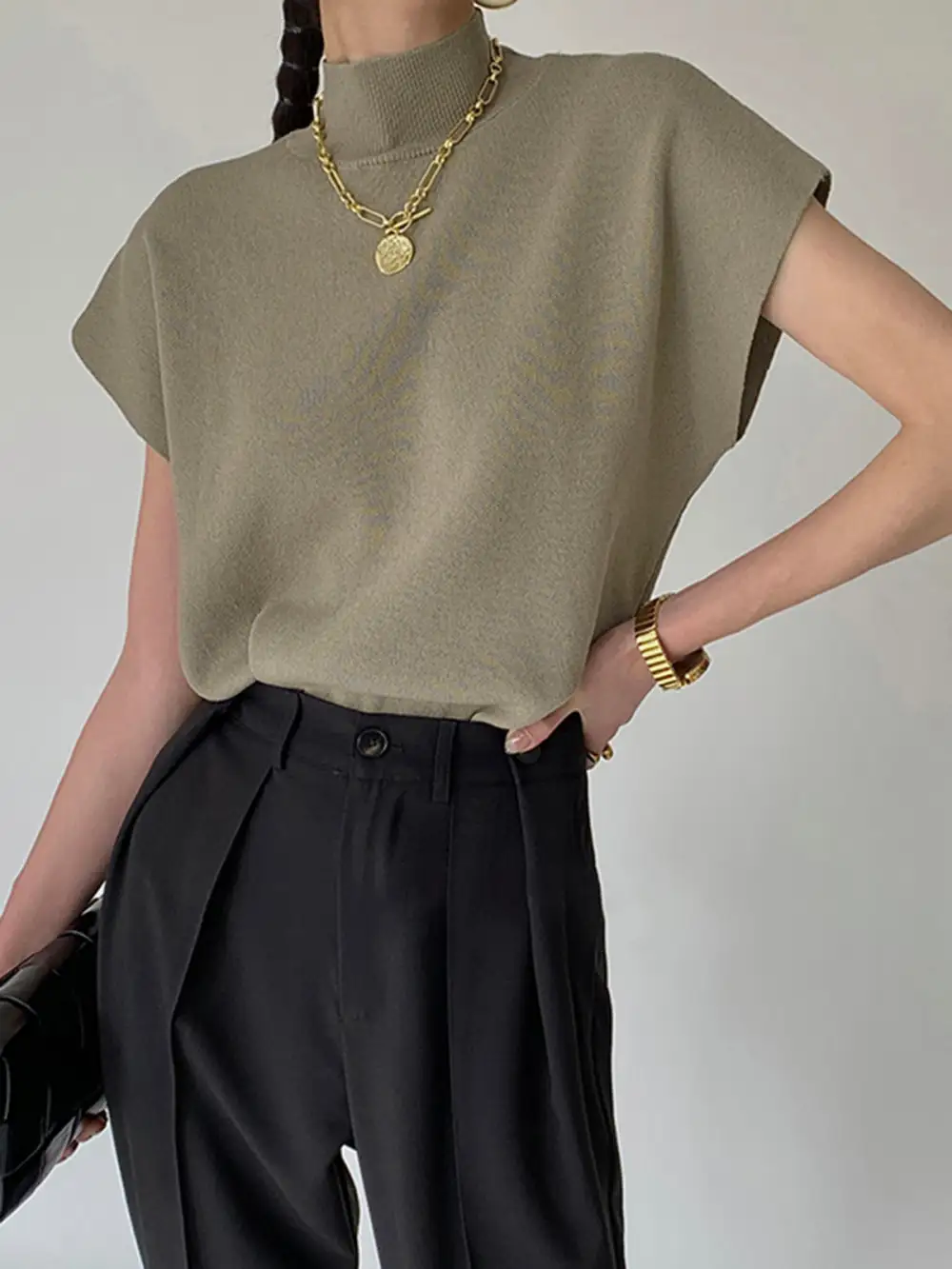 Relaxed Sleeveless Top