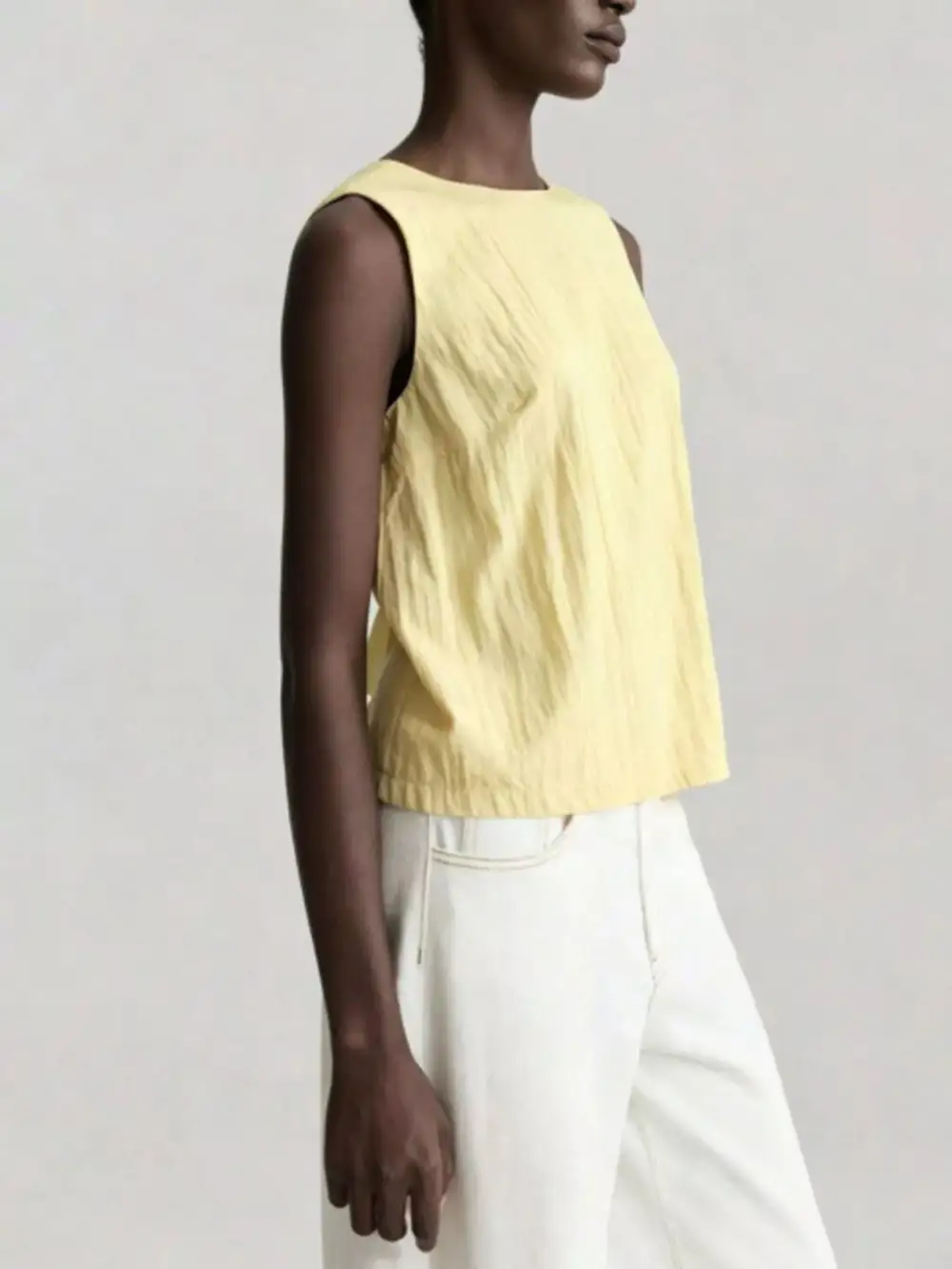 Round-Neck Textured Tank Top